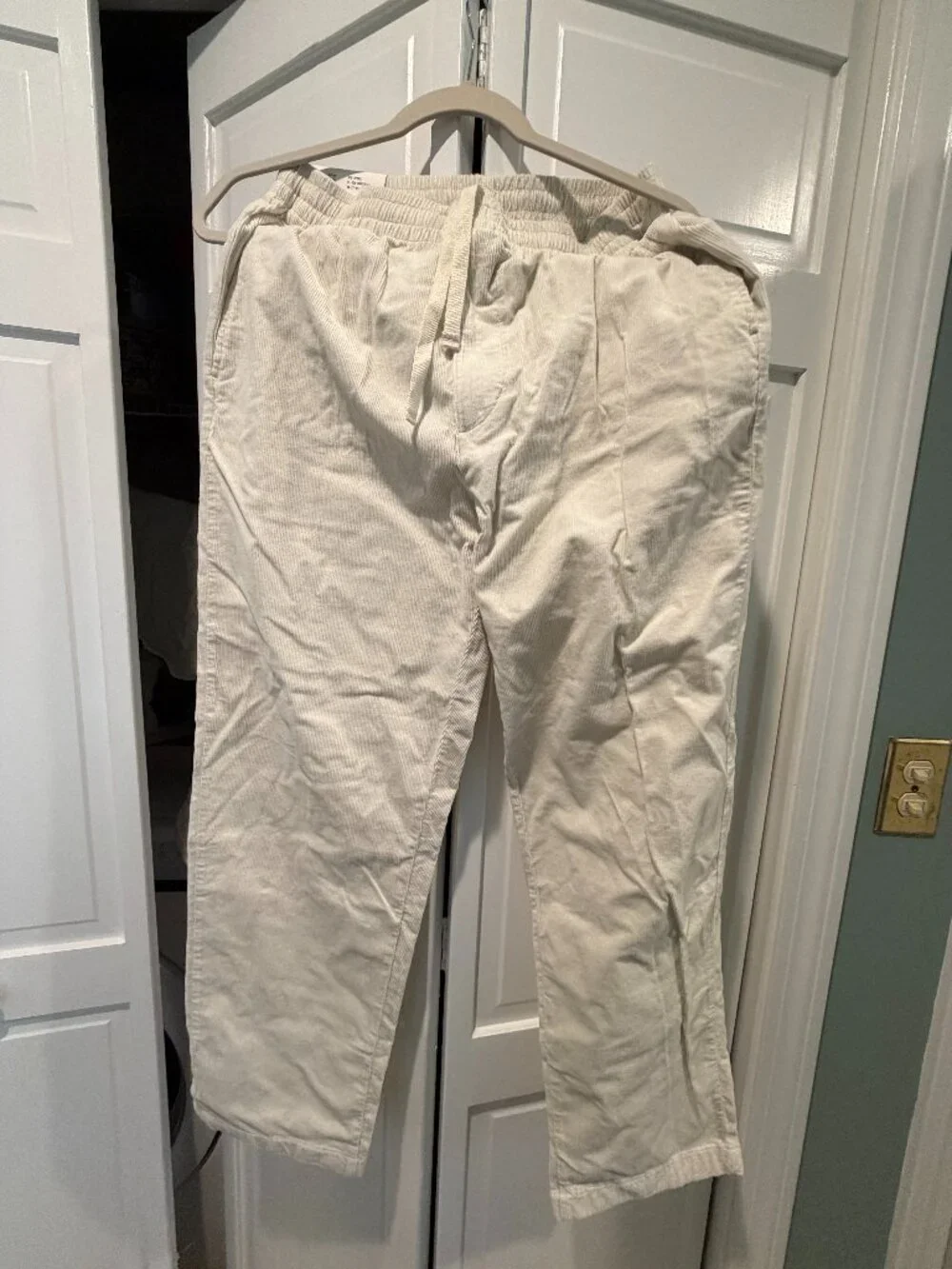 NWT Uniqlo Corduroy Easy Pants - Off White - Size Medium